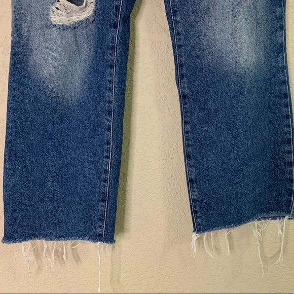 Zara Distressed Jeans - Picture 6 of 12